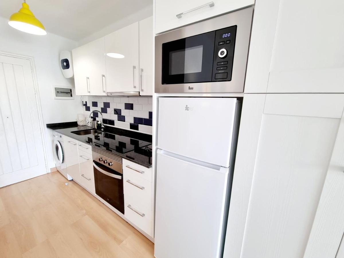 Apartamento Eduardo A Primera Linea Del Mar กอสตา เตกีสเซ ภายนอก รูปภาพ