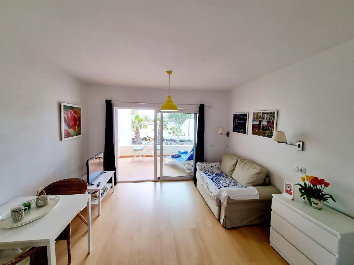 Apartamento Eduardo A Primera Linea Del Mar กอสตา เตกีสเซ ภายนอก รูปภาพ